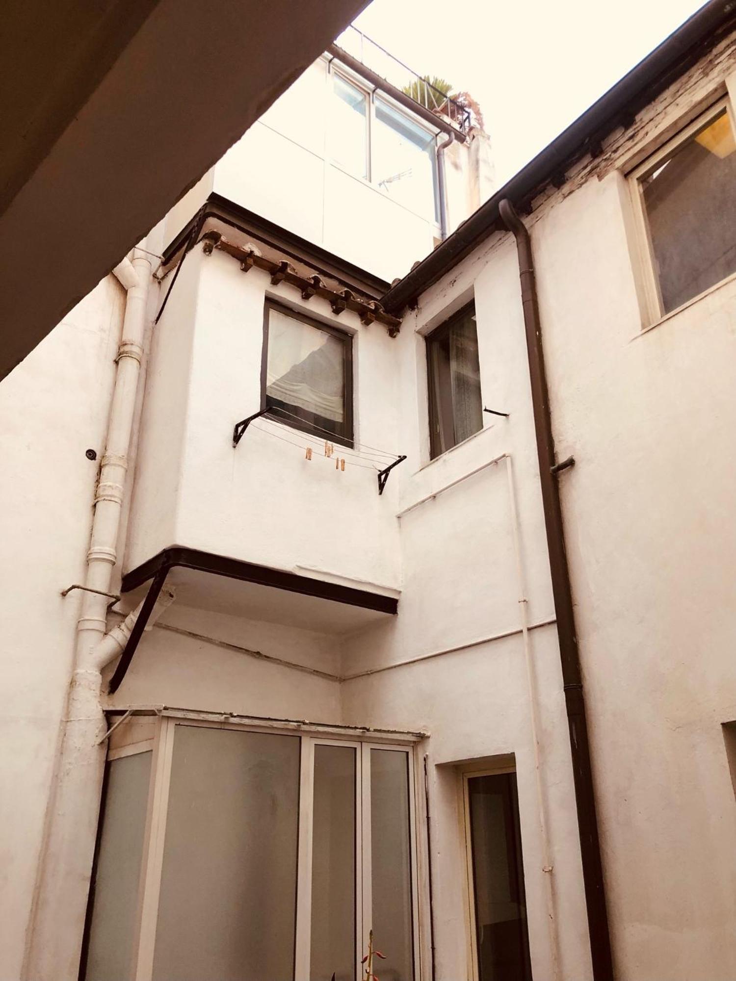 Campo De' Fiori Loft The Angeli'S Apartment โรม ภายนอก รูปภาพ