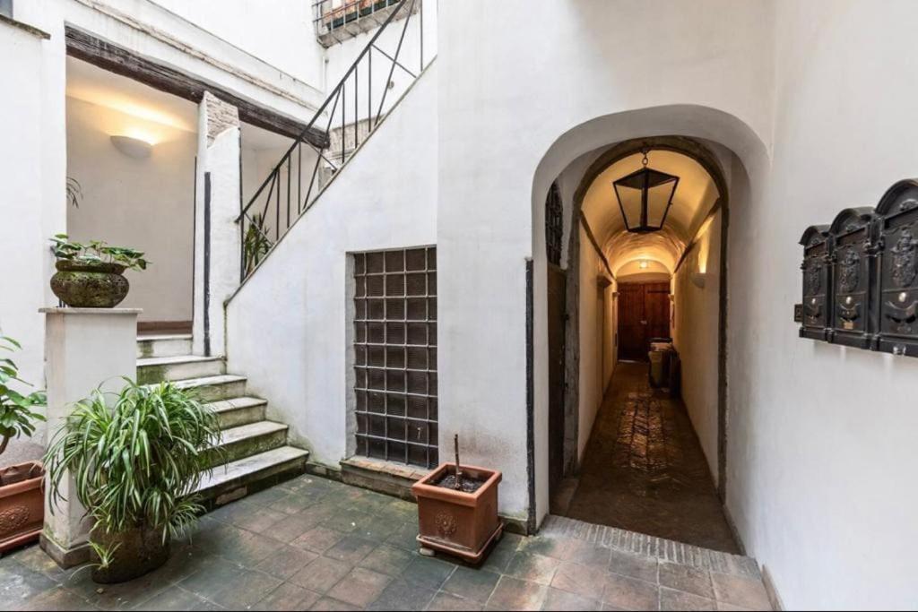 Campo De' Fiori Loft The Angeli'S Apartment โรม ภายนอก รูปภาพ