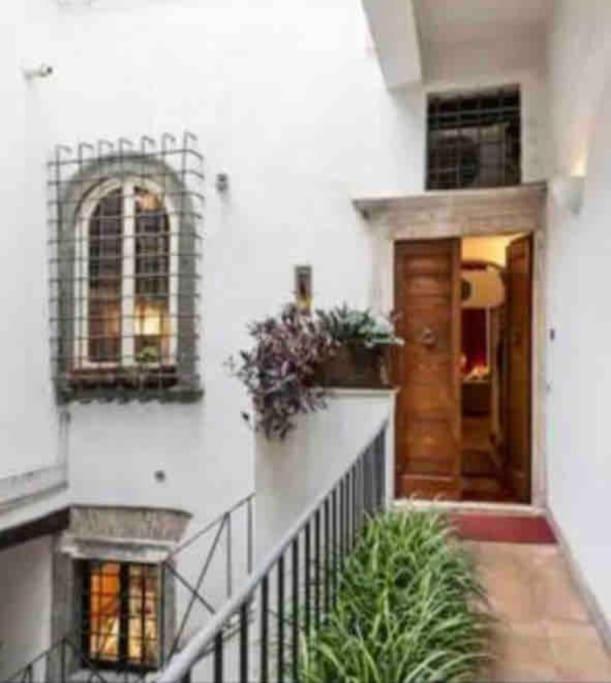 Campo De' Fiori Loft The Angeli'S Apartment โรม ภายนอก รูปภาพ