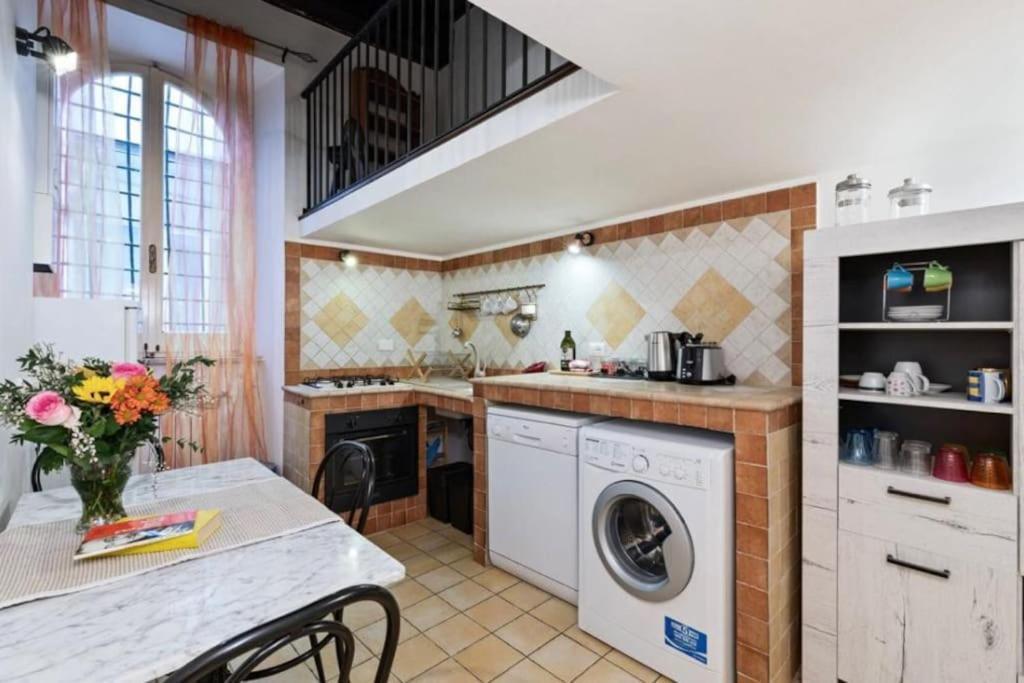 Campo De' Fiori Loft The Angeli'S Apartment โรม ภายนอก รูปภาพ