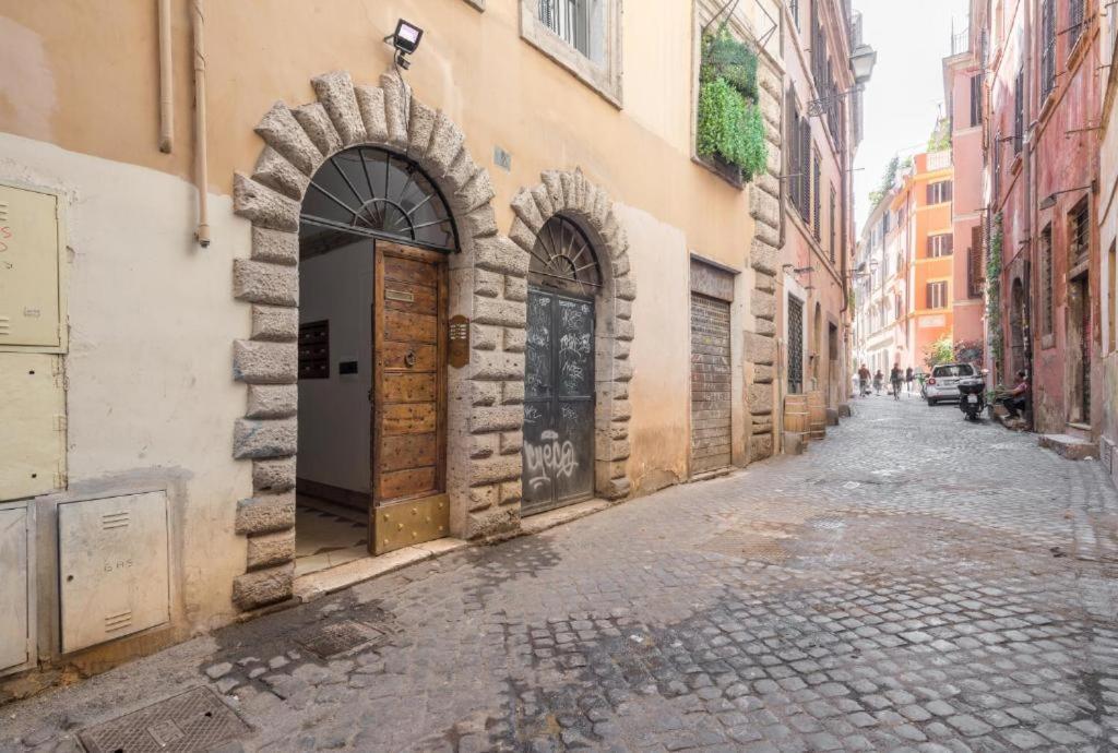 Campo De' Fiori Loft The Angeli'S Apartment โรม ภายนอก รูปภาพ